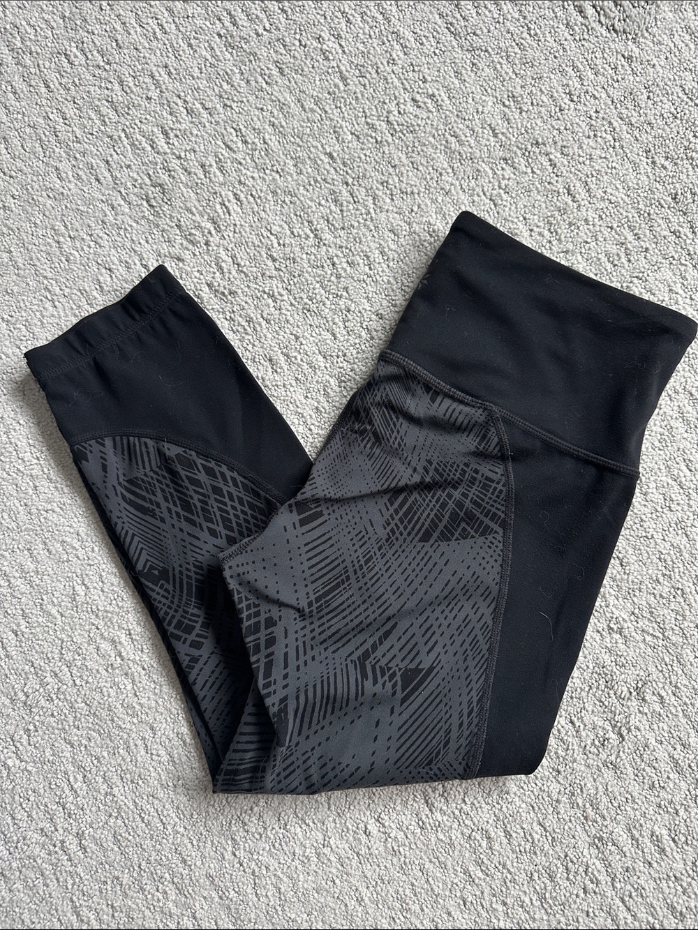 Athleta Black Leggings with Dark Gray Graphic Panels